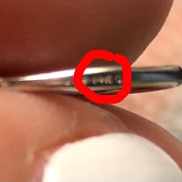 14k white gold dangle earrings - Picture 3 of 3